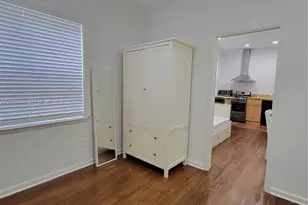 1521 Lenox Ave., Miami Beach, FL 33139 - Photo 13