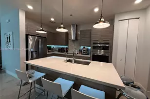 10448 NW 67th St, Doral, FL 33178 - Photo 3