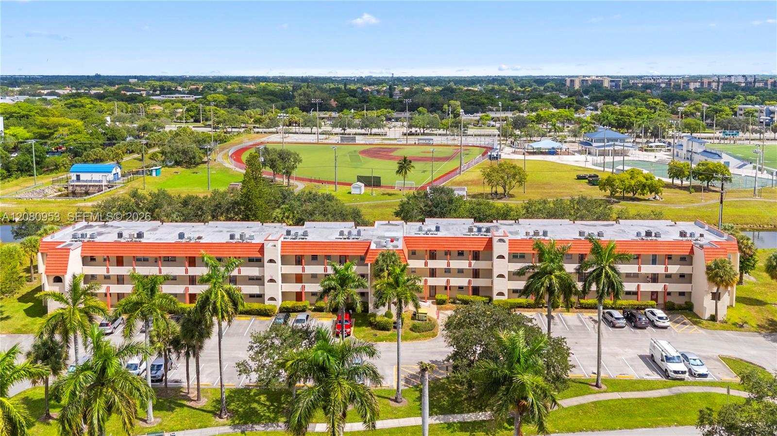 7891 N Sunrise Lakes Dr #305 - 7891 N Sunrise Lakes Dr #305, Sunrise, FL 33322 Luxury Property | Jose Angel Pina