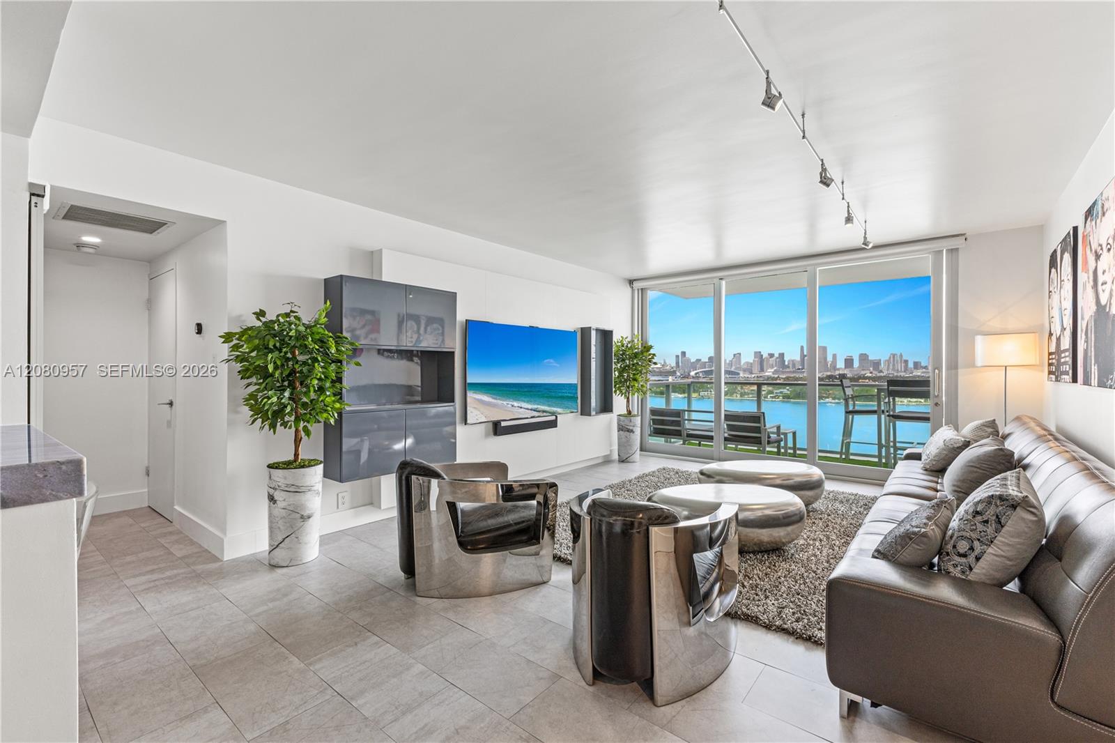 1000 West Ave #1518 - 1000 West Ave #1518, Miami Beach, FL 33139 Luxury Property | Jose Angel Pina