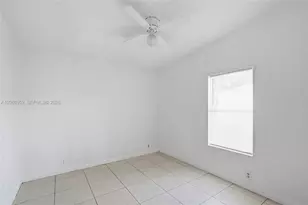 19800 SW 180th Ave, Miami, FL 33187 - Photo 17