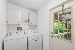 19800 SW 180th Ave, Miami, FL 33187 - Photo 13