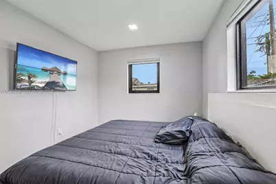 1421 N 68th Ter, Hollywood, FL 33024 - Photo 23