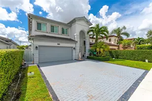 15740 SW 141st St, Miami, FL 33196 - Photo 3