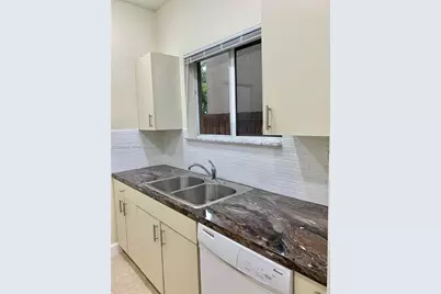 2536 NE 41st Ave #2536, Homestead, FL 33033 - Photo 7