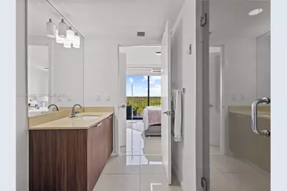 5252 NW 85th Ave #808, Doral, FL 33166 - Photo 21