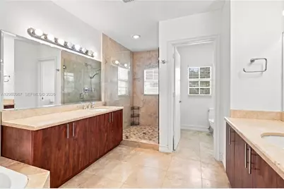 913 SW 8th St #2, Fort Lauderdale, FL 33315 - Photo 17