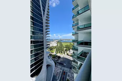 900 Biscayne Blvd #2112, Miami, FL 33132 - Photo 23