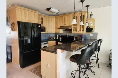 15600 NE 6th Ave #27D, Miami, FL 33162 - Photo 3