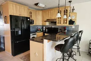 15600 NE 6th Ave, Miami, FL 33162 - Photo 3