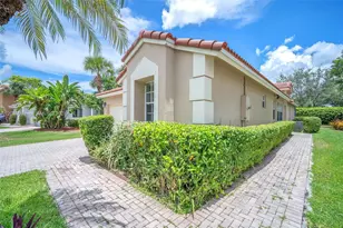 17002 NW 10th St, Pembroke Pines, FL 33028 - Photo 3