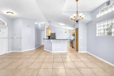 17002 NW 10th St #17002, Pembroke Pines, FL 33028 - Photo 7