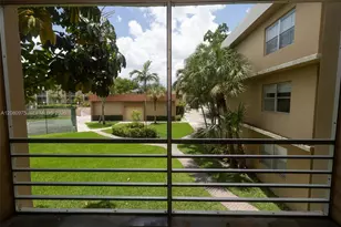 4235 N University Dr, Sunrise, FL 33351 - Photo 19