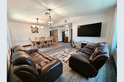 635 NE 3rd St #635, Dania Beach, FL 33004 - Photo 17