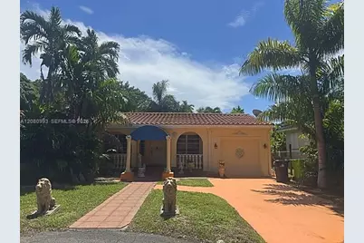 156 NW 88th St, El Portal, FL 33150 - Photo 1