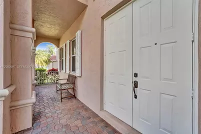 3892 Falcon Ridge Cir, Weston, FL 33331 - Photo 3