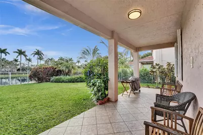 3892 Falcon Ridge Cir, Weston, FL 33331 - Photo 31