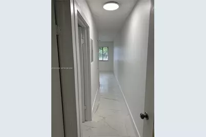 324 E 34th #1, Hialeah, FL 33013 - Photo 7