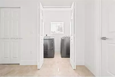 145 NE 60th St, Miami, FL 33137 - Photo 23