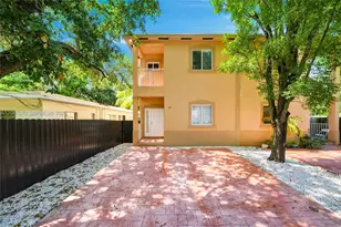 145 NE 60th St, Miami, FL 33137 - Photo 3