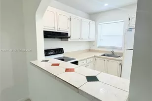 8220 Sunrise Lakes Blvd, Sunrise, FL 33322 - Photo 3