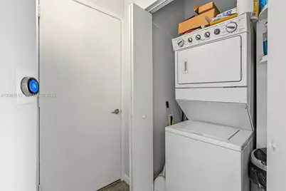 10 SW South River Dr #1106, Miami, FL 33130 - Photo 15