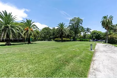 770 NE 69th St #6E, Miami, FL 33138 - Photo 23