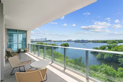 17111 Biscayne Blvd #402, North Miami Beach, FL 33160 - Photo 1