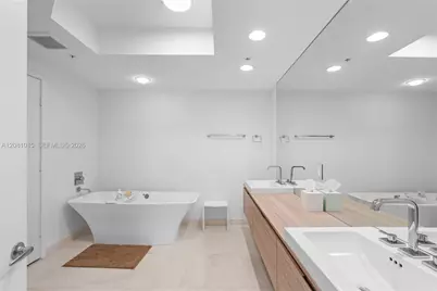 17111 Biscayne Blvd #402, North Miami Beach, FL 33160 - Photo 55