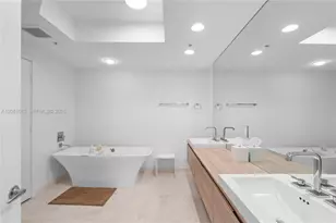17111 Biscayne Blvd, North Miami Beach, FL 33160 - Photo 55