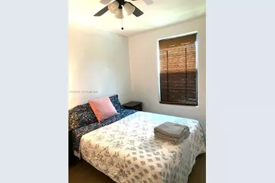 206 SW 2nd Ter, Dania Beach, FL 33004 - Photo 15
