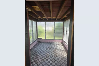 921 NE 163rd St, North Miami Beach, FL 33162 - Photo 5