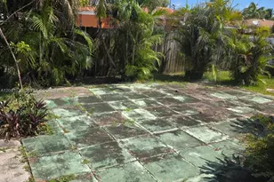 921 NE 163rd St, North Miami Beach, FL 33162 - Photo 11