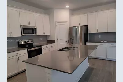 11926 Language Way, Orlando, FL 32832 - Photo 13