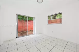 2928 Louise St, Miami, FL 33133 - Photo 11