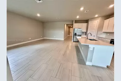 9035 Dahlia Cir #9035, Port Saint Lucie, FL 34986 - Photo 13