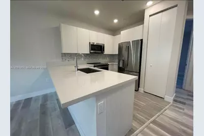 10229 NW 64th Ter #303, Doral, FL 33178 - Photo 3