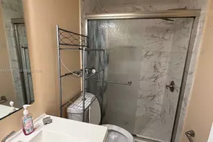 19800 SW 180th Ave, Miami, FL 33187 - Photo 11