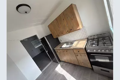 10085 NW 7 Ct #2-B, Miami, FL 33150 - Photo 1