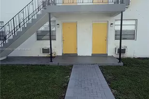10085 NW 7th Ct, Miami, FL 33150 - Photo 3
