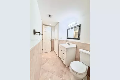 720 Collins Ave #204, Miami Beach, FL 33139 - Photo 11