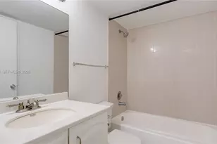 8260 SW 210th St, Cutler Bay, FL 33189 - Photo 15