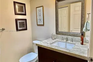 13800 SW 5th Ct, Pembroke Pines, FL 33027 - Photo 11