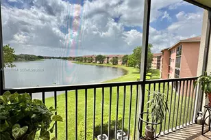 13800 SW 5th Ct, Pembroke Pines, FL 33027 - Photo 1