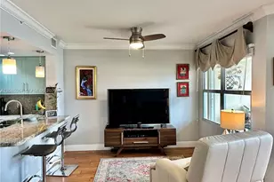 13800 SW 5th Ct, Pembroke Pines, FL 33027 - Photo 5