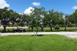 2081 Utopia Dr, Miramar, FL 33023 - Photo 29