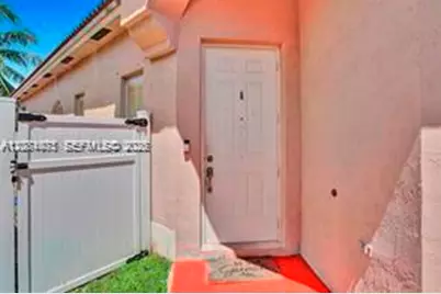 2240 NE 37th Rd, Homestead, FL 33033 - Photo 5