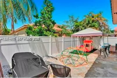 2240 NE 37th Rd, Homestead, FL 33033 - Photo 37