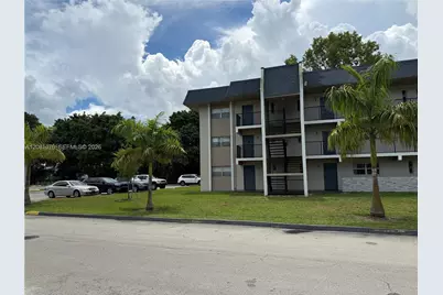 8000 Fairview Dr #202, Tamarac, FL 33321 - Photo 21