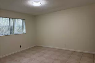 8000 Fairview Dr, Tamarac, FL 33321 - Photo 11
